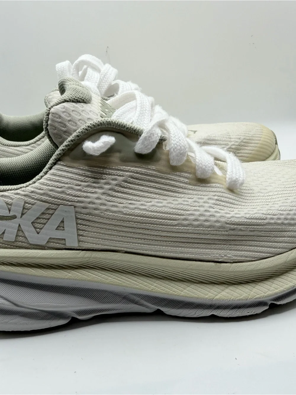 Hoka Women's Cream and White Cushion Running Shoes